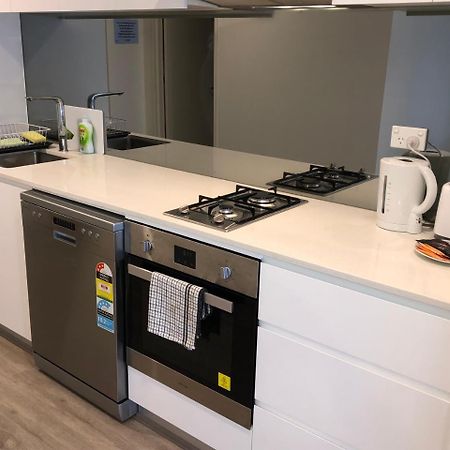 Bondi Beach Studio King Suite 2 ซิดนีย์ ภายนอก รูปภาพ